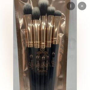 Shania B Set of 5 Eyeshadow Brushes